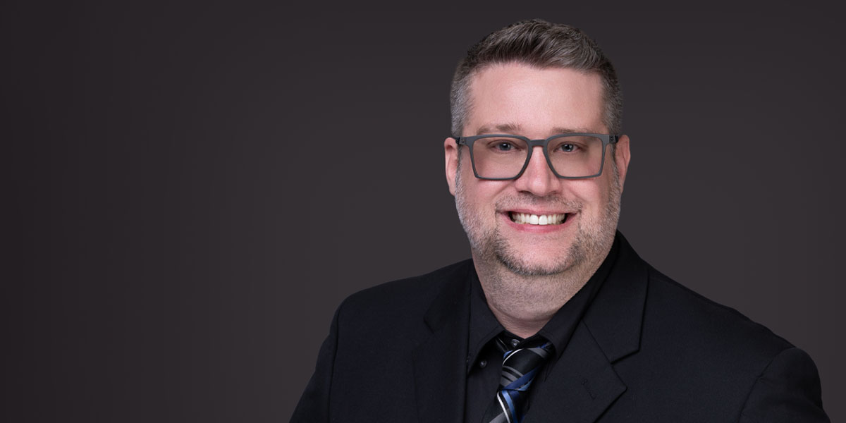 Casey Thompson headshot